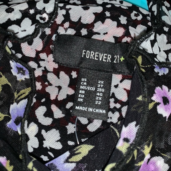 Plus Floral sheer top Sz 2X - Picture 4 of 4